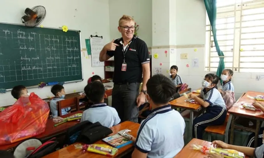 Les lacunes en anglais du Vietnam : pourquoi les classes restent muettes face aux locuteurs natifs