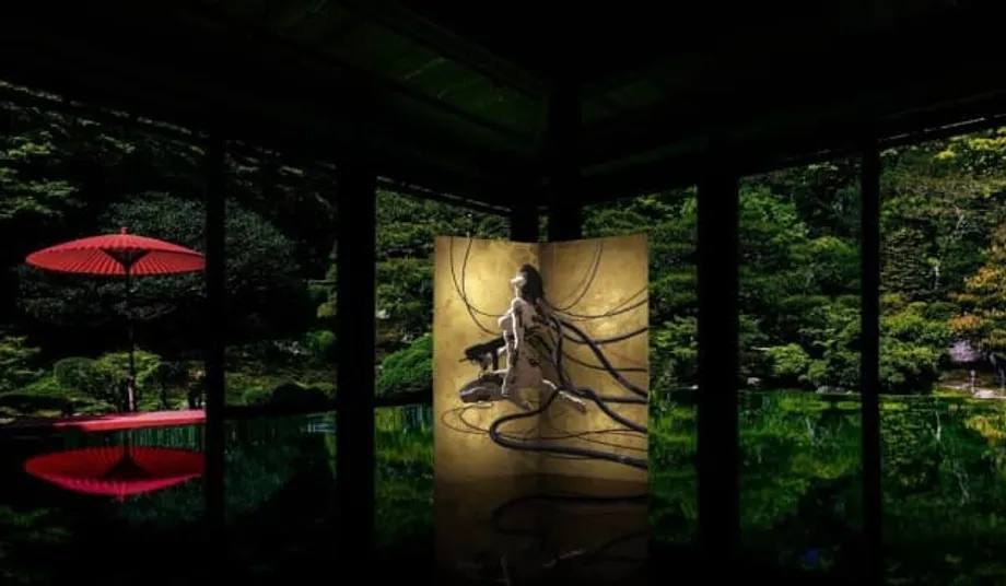 Ghost in the Shell revisité dans l’art japonais traditionnel avec des paravents en édition limitée ornés de feuilles d’or