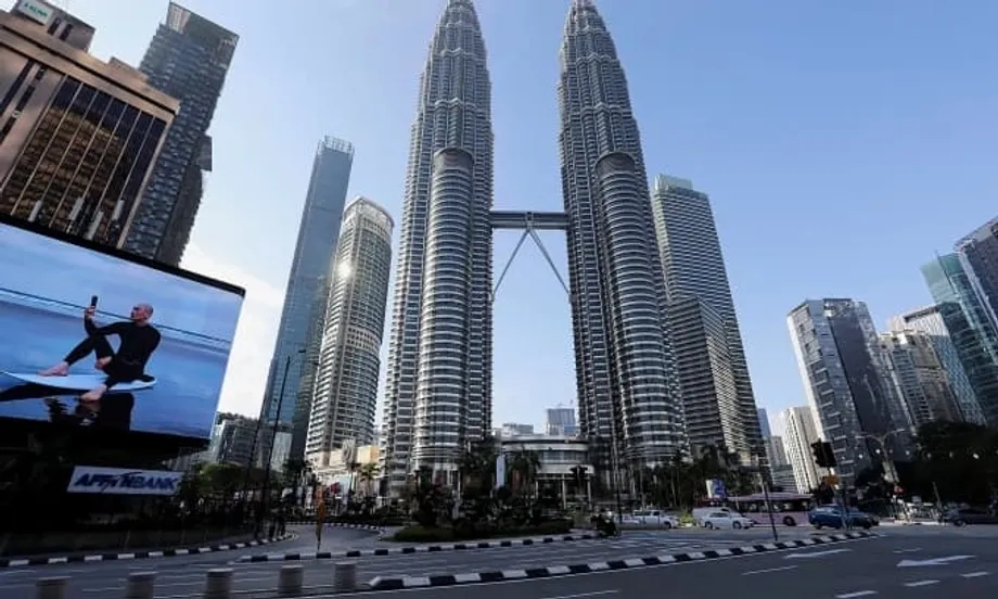 La croisade de la Malaisie pour la propreté : des amendes plus lourdes et des travaux d’intérêt général pour surpasser Singapour