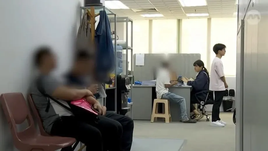 « J’ai peur de rentrer » : l’exploitation croissante des travailleurs birmans à Singapour