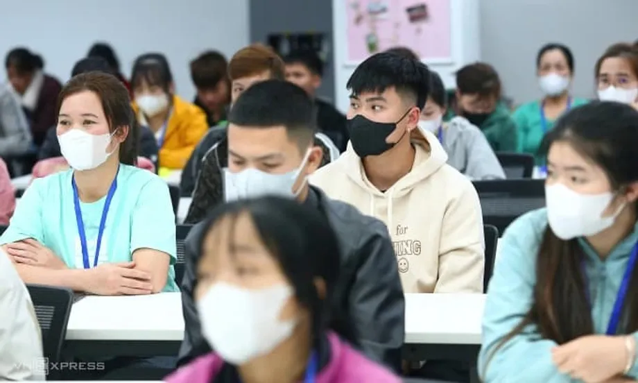 Foxconn et Luxshare offrent l’équivalent de deux mois de salaire en primes au Vietnam, mais peinent toujours à recruter