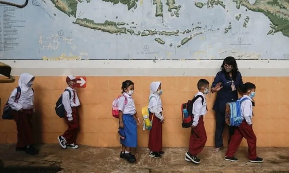 L’Indonésie rendra l’anglais obligatoire dès le CE2 dans le cadre d’une ambitieuse réforme de l’éducation en 2027