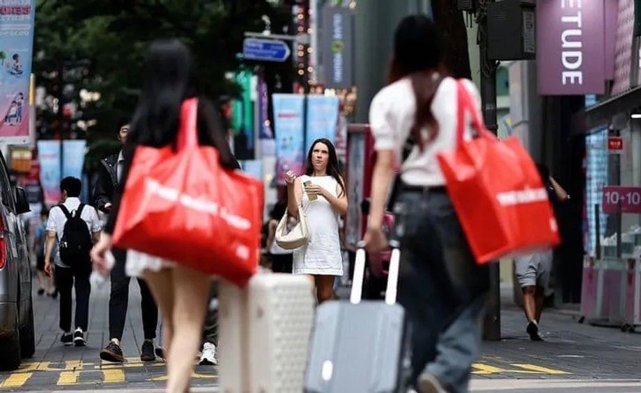 La faiblesse du won et l’engouement pour la K-beauty font de Séoul un paradis du shopping pour les touristes chinois