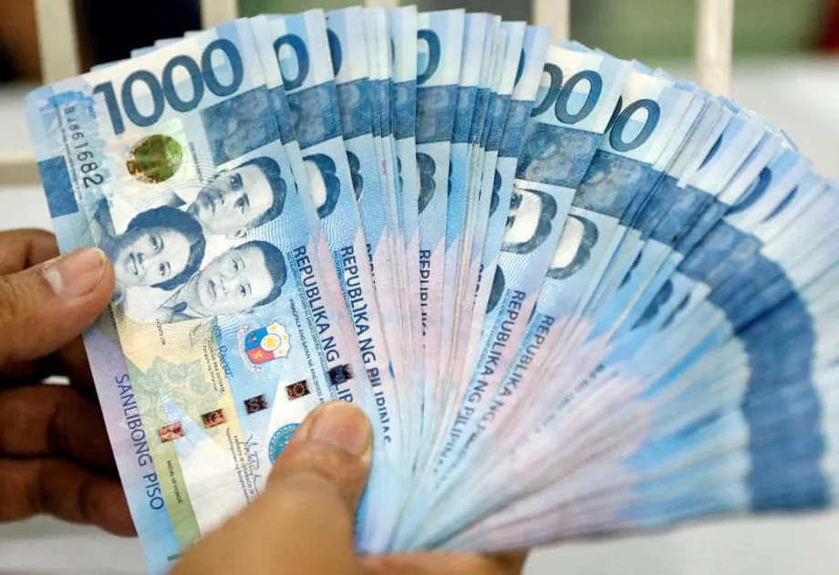 Le peso philippin tombe à un niveau historiquement bas, la BSP se montrant patiente face à sa faiblesse